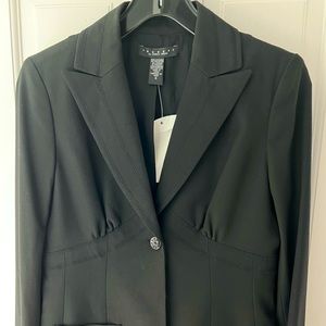 NWT Laundry by Shelli Segal suit jacket. Black. Size 6. Very flattering.